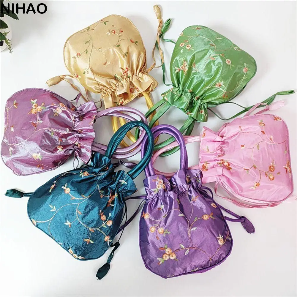Casual Money Bags Cosmetic Bag Embroidery Hanfu Drawstrings Bags Jewerly Packing Bag Small Storage Bags Women Flower Handbags
Casual Money Bags Cosmetic Bag Embroidery Hanfu Drawstrings Bags Jewerly Packing Bag Small Storage Bags Women Flower Handbags