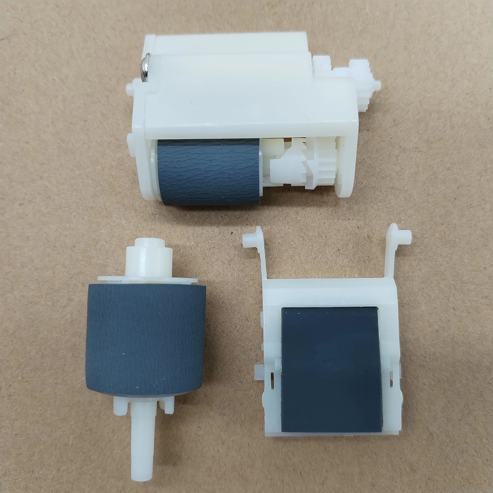 1set ADF Roller Fits For Epson WF2851 WF2880 WF2865 WF2860 WF2820 WF2910 WF2835 WF2840 WF2935 WF2861 WF2810 WF2885 WF2845 WF2960
1set ADF Roller Fits For Epson WF2851 WF2880 WF2865 WF2860 WF2820 WF2910 WF2835 WF2840 WF2935 WF2861 WF2810 WF2885 WF2845 WF2960
