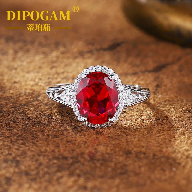 3.6ct Cultivated Color Gem Ring with Peacock Blood Red Sapphire Simple Large Main Stone for Women Empress Style Jewelry
3.6ct Cultivated Color Gem Ring with Peacock Blood Red Sapphire Simple Large Main Stone for Women Empress Style Jewelry