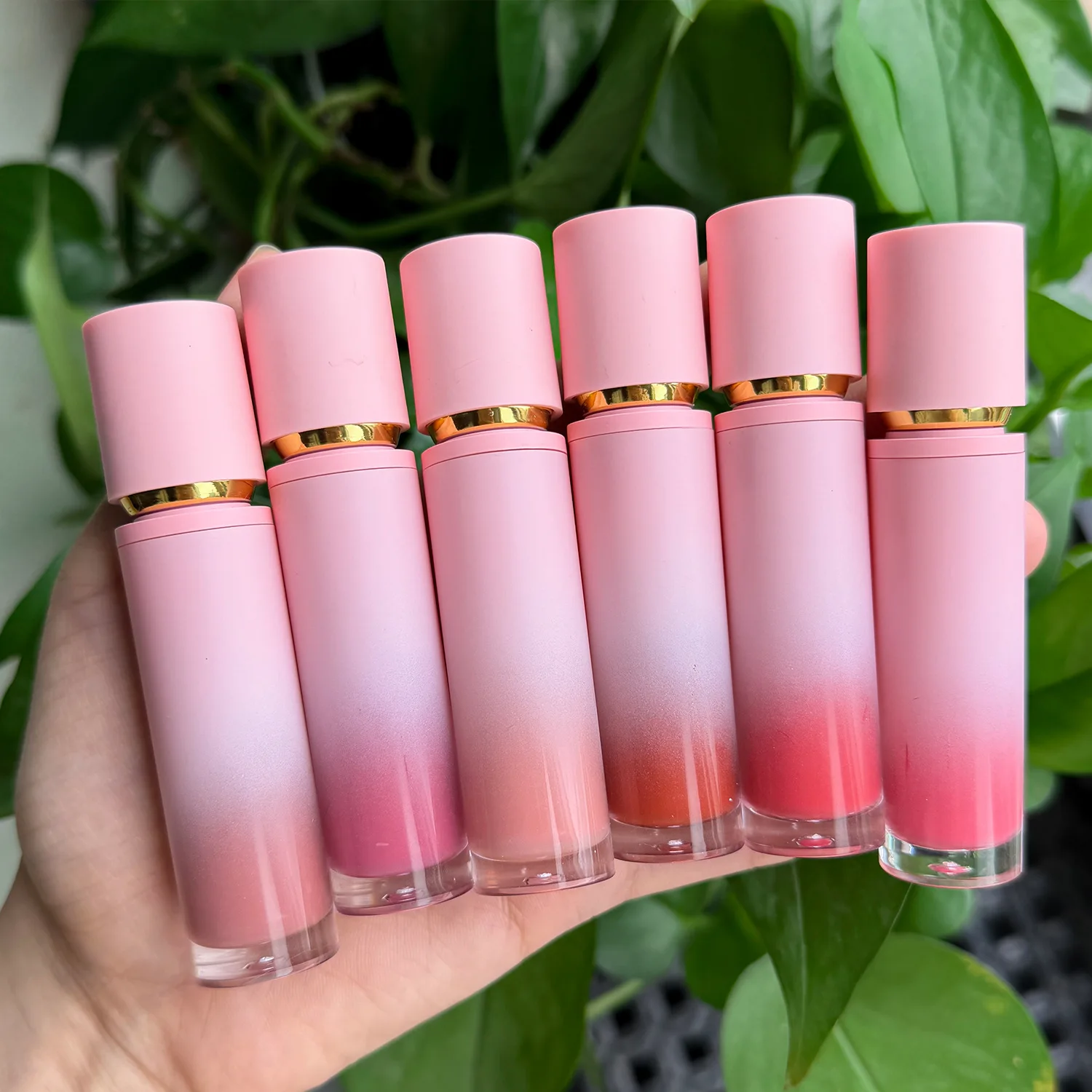 Блеск для губ с индивидуальным логотипом, милый розовый тюбик, веганский, глянцевый, водостойкий, стойкий, матовый жидкий блеск для губ, оптом, 10 шт.
Блеск для губ с индивидуальным логотипом, милый розовый тюбик, веганский, глянцевый, водостойкий, стойкий, матовый жидкий блеск для губ, оптом, 10 шт.