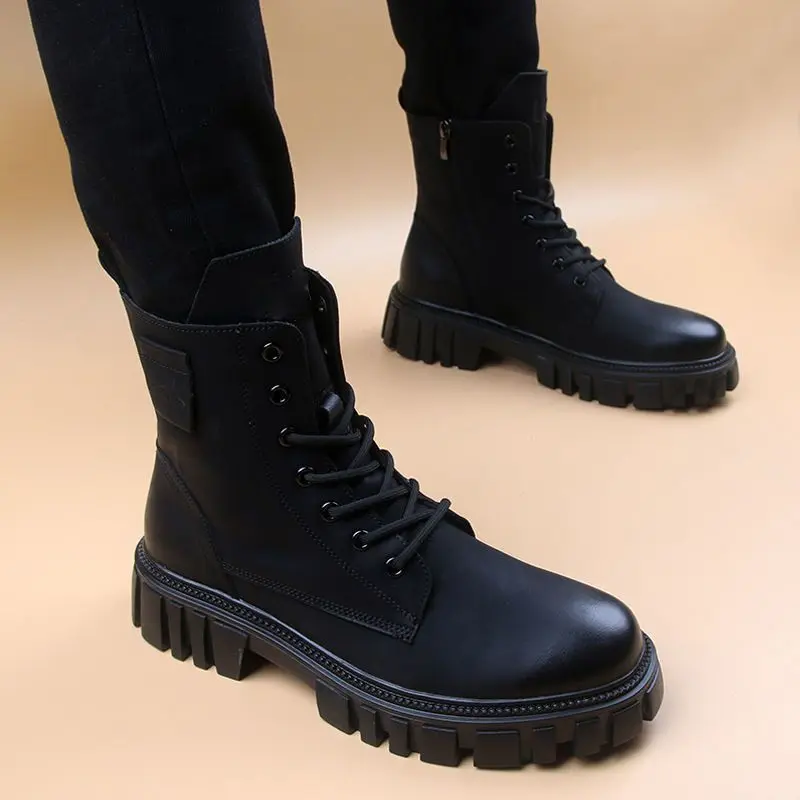 Men's Autumn British High-top Genuine Leather Shoes Trend 2025 Casual Tooling Heightening Chelsea Boots
Men's Autumn British High-top Genuine Leather Shoes Trend 2025 Casual Tooling Heightening Chelsea Boots