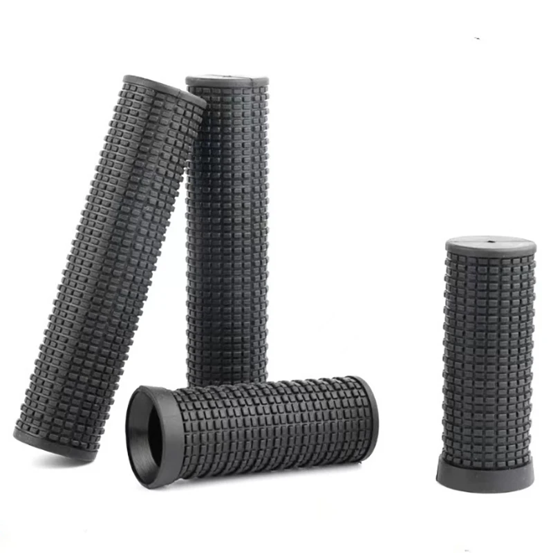 Bicycle HandlebaFer Cover Anti Slip And Wear-Resistant Rubber Handlebar Gloves Handlebar Cover Length Optional Cycling Equipment
Bicycle HandlebaFer Cover Anti Slip And Wear-Resistant Rubber Handlebar Gloves Handlebar Cover Length Optional Cycling Equipment