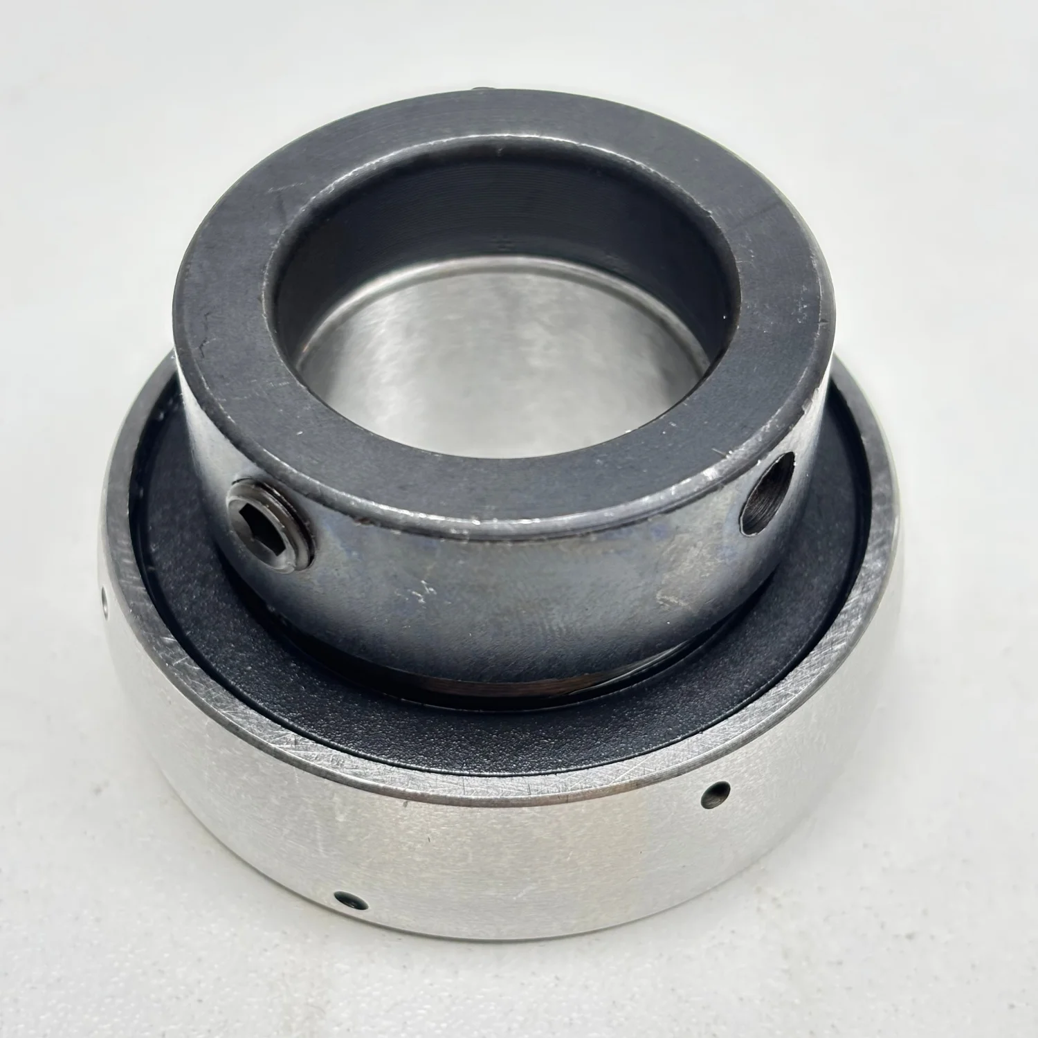 Auger Bearing JD8665 For John Deere 425 430 445 455 7700 7700 9400 Engine
Auger Bearing JD8665 For John Deere 425 430 445 455 7700 7700 9400 Engine