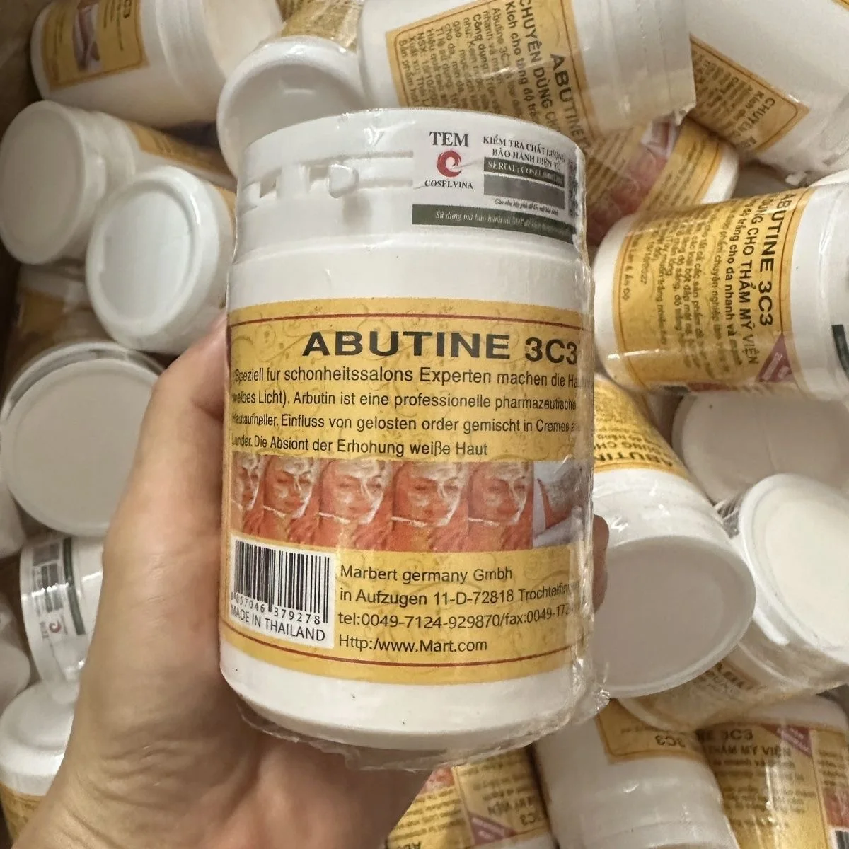 Кич трек Арбутин 3c3 цоколь лосьон для тела
Кич трек Арбутин 3c3 цоколь лосьон для тела