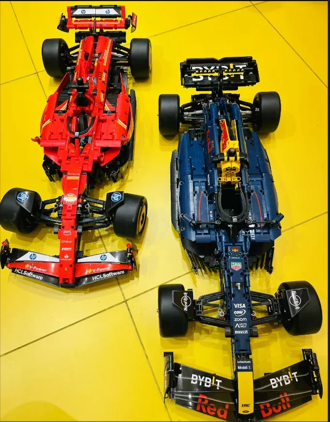 2025 New Technical 42206 42207 Red Blue Sport Racing Car Building Blocks City Super Car Bricks Toys For Boys Holiday Gifts
2025 New Technical 42206 42207 Red Blue Sport Racing Car Building Blocks City Super Car Bricks Toys For Boys Holiday Gifts