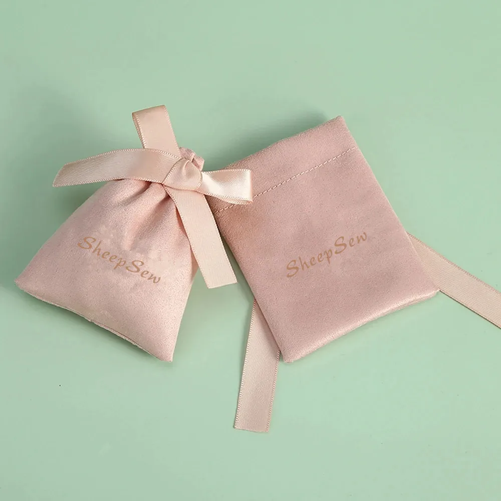 Wholesale 100 Personalized Flannel Jewelry Drawstring Bag with Silk Custom Print Logo Wedding Favor Gift Bag Packaging Pouches
Wholesale 100 Personalized Flannel Jewelry Drawstring Bag with Silk Custom Print Logo Wedding Favor Gift Bag Packaging Pouches