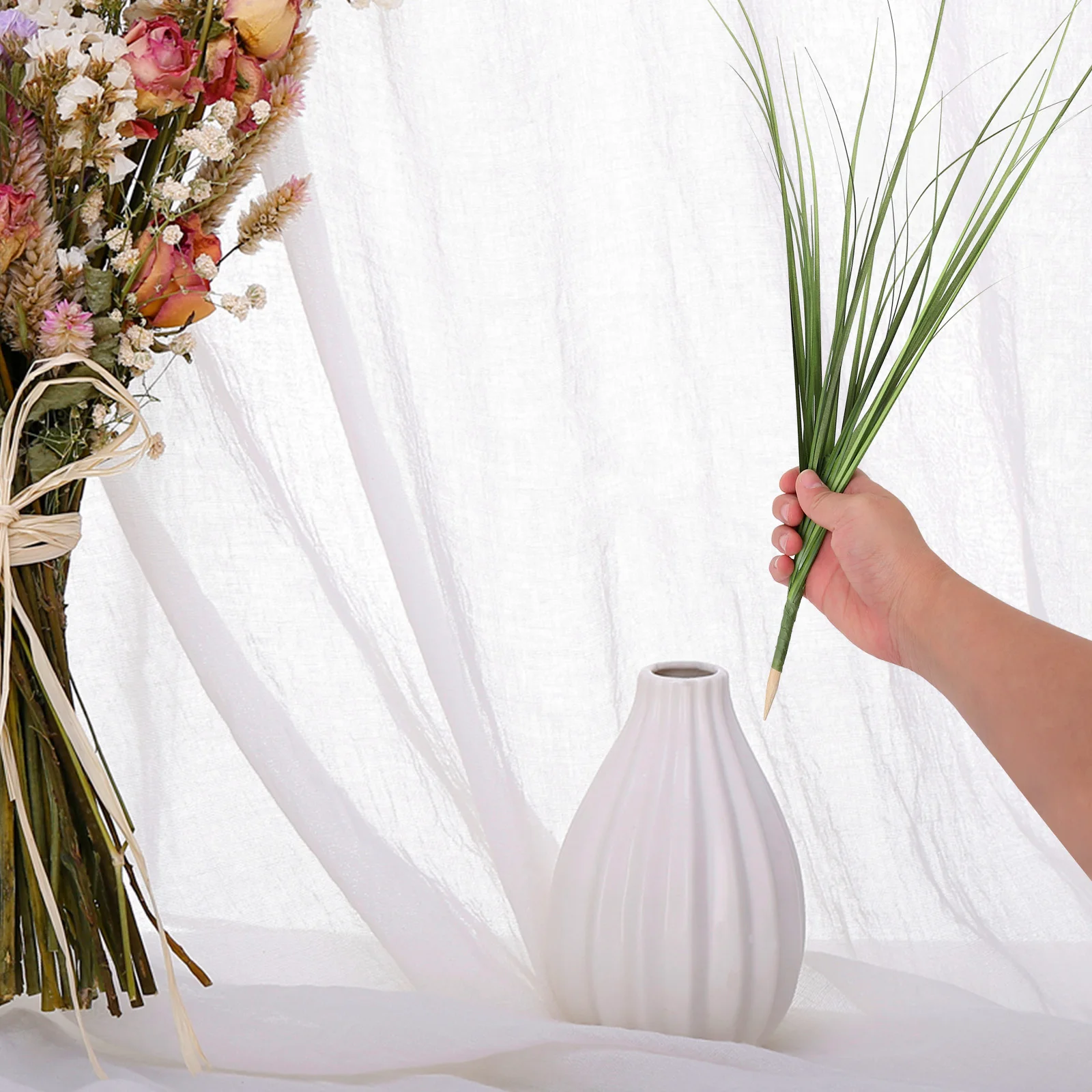 10pcs Simulated Grass Faux Plants Small Artificial Decor Indoor Realistic Fake Plant For Home Dried Flowers
10pcs Simulated Grass Faux Plants Small Artificial Decor Indoor Realistic Fake Plant For Home Dried Flowers