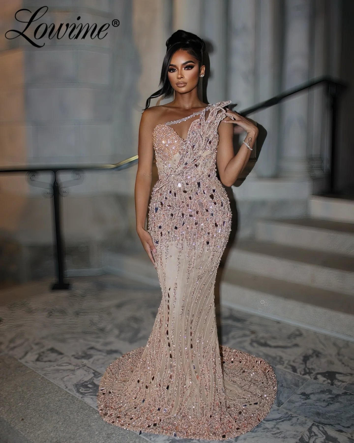 Розовое африканское вечернее платье с бисером, индивидуальный пошив, платье-русалка для выпускного вечера, арабские вечерние платья, длинное платье для невесты 2026
Розовое африканское вечернее платье с бисером, индивидуальный пошив, платье-русалка для выпускного вечера, арабские вечерние платья, длинное платье для невесты 2026