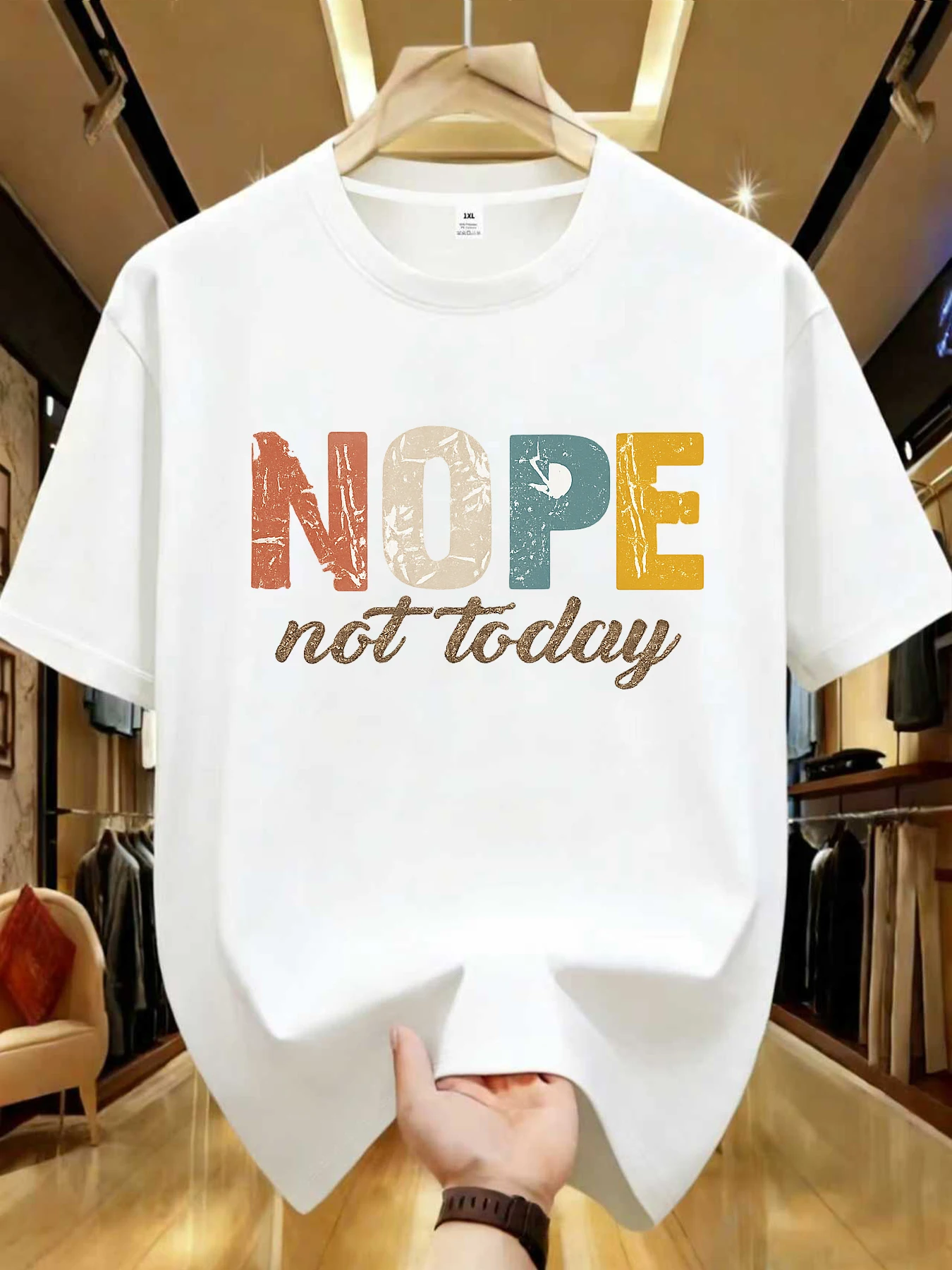 【WDS01318】Colorful letter printed plus size women's round neck T-shirt summer casual short sleeved top street fashion versatile
【WDS01318】Colorful letter printed plus size women's round neck T-shirt summer casual short sleeved top street fashion versatile