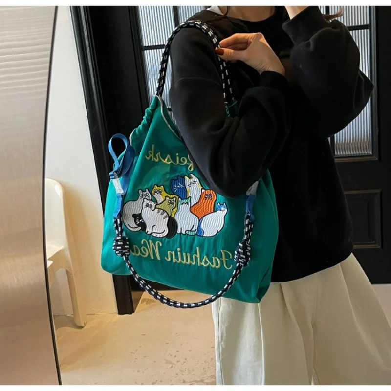 Fashionable Women's Messenger Bag Designer Leather Crossbody Shoulder Handbag Luxury Elegant Tote Ladies Vintage Purse
Fashionable Women's Messenger Bag Designer Leather Crossbody Shoulder Handbag Luxury Elegant Tote Ladies Vintage Purse