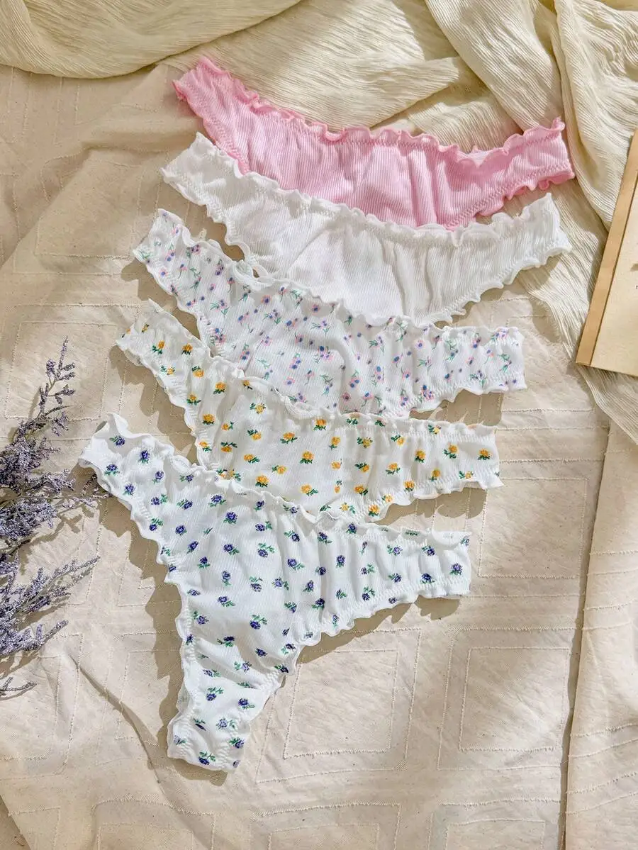 5 Pack Ditsy Floral Print Ruffled Edge Panties For Women
5 Pack Ditsy Floral Print Ruffled Edge Panties For Women