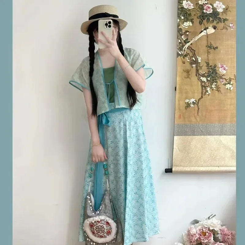 Ancient Chinese Women Costume Tang Dynasty Style Blue Short Sleeved Coat Skirt Green Camisole Modern Hanfu Vestidos De Mujer
Ancient Chinese Women Costume Tang Dynasty Style Blue Short Sleeved Coat Skirt Green Camisole Modern Hanfu Vestidos De Mujer
