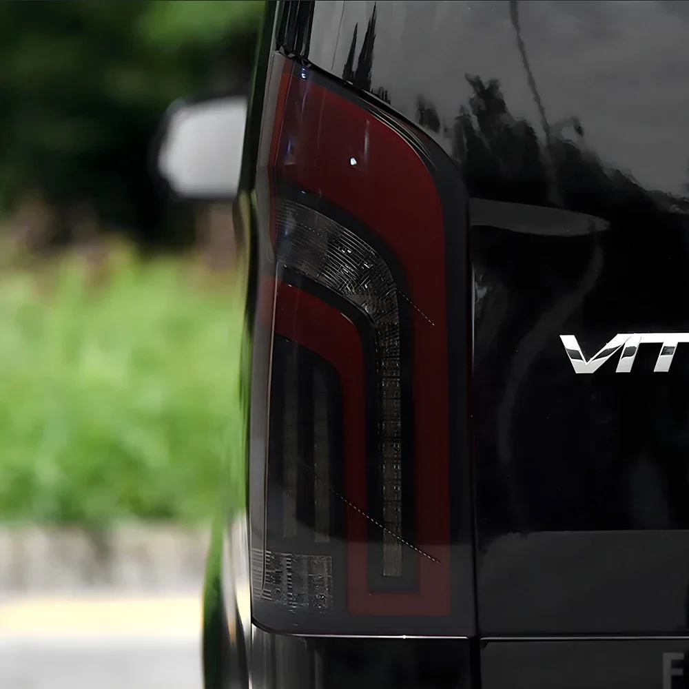 Модернизированные автомобильные задние фонари в сборе для Benz Vito W447 2016-2023, автоматические задние фонари, светодиодный динамический стример, стоп-сигнал, аксессуары для инструментов
Модернизированные автомобильные задние фонари в сборе для Benz Vito W447 2016-2023, автоматические задние фонари, светодиодный динамический стример, стоп-сигнал, аксессуары для инструментов