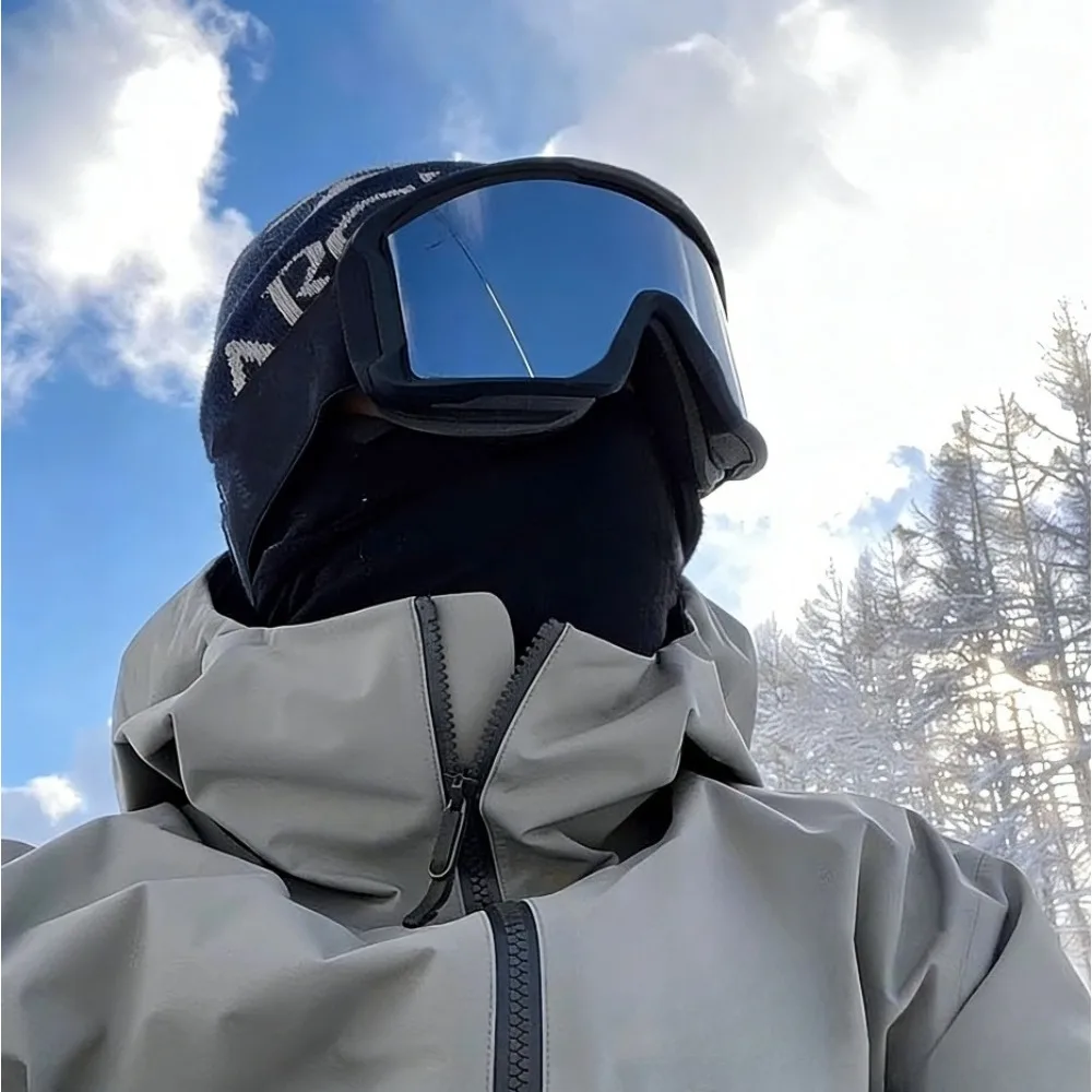 Ski Goggles Anti Fog and Windproof Professional Snowboard Glasses for Men Women UV Protection OTG Over Glasses Goggles
Ski Goggles Anti Fog and Windproof Professional Snowboard Glasses for Men Women UV Protection OTG Over Glasses Goggles