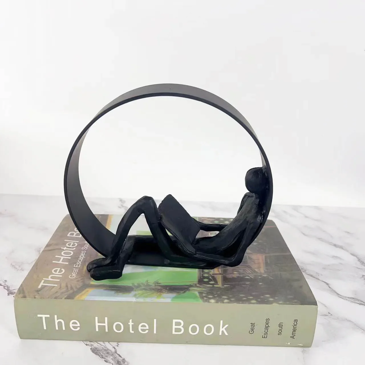 CLL creative circle black model room sales department bedroom study living room dining entrance jewelry ornament
CLL creative circle black model room sales department bedroom study living room dining entrance jewelry ornament
