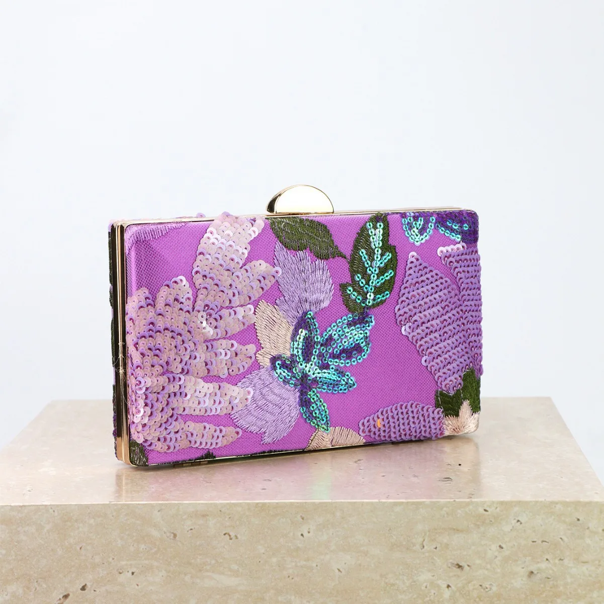 Handmade Sequin Flower Embroidery Small Clutch Handbags For Women Vintage Chinese Style Blue Purple Shoulder Bag Porm Party 2025
Handmade Sequin Flower Embroidery Small Clutch Handbags For Women Vintage Chinese Style Blue Purple Shoulder Bag Porm Party 2025