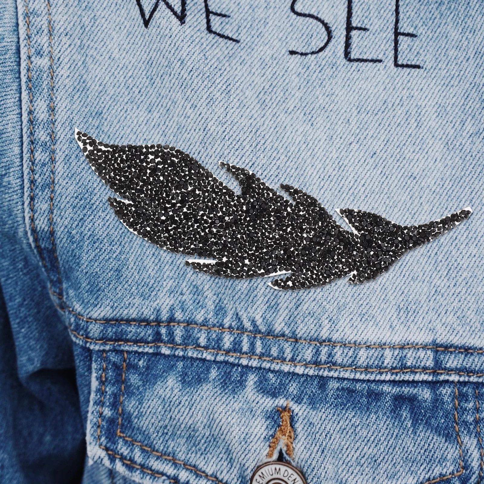 4Pairs Water Drill Iron Patches Wear-Resistant Delicate Decorative Clothes Patches Suitable for DIY Hat Coat Shoes Bags
4Pairs Water Drill Iron Patches Wear-Resistant Delicate Decorative Clothes Patches Suitable for DIY Hat Coat Shoes Bags