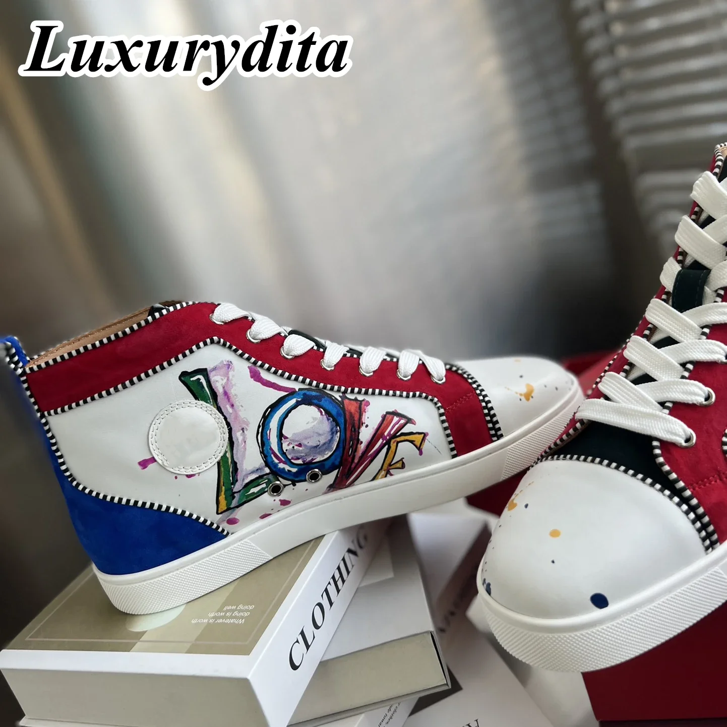 Top Quality Womens Trendy Casual Sneakers Luxury Mens Real Leather Tennis Shoes Designr Red Sole Tide Lovers Rivet Shoes HJ1449
Top Quality Womens Trendy Casual Sneakers Luxury Mens Real Leather Tennis Shoes Designr Red Sole Tide Lovers Rivet Shoes HJ1449