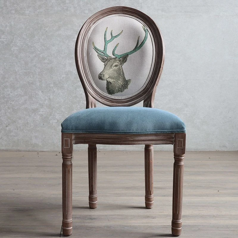 European retro solid wood dining chair fashionable simple restaurant armrest chair
European retro solid wood dining chair fashionable simple restaurant armrest chair
