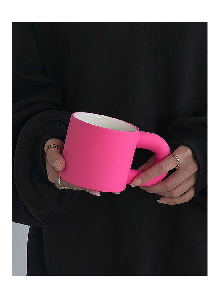 Very Lovely Cup Unique Pink Fat Handle Mug Coffee Cup Ceramic Cup Female Lovely Water Cup Mugs Coffee Cups
Very Lovely Cup Unique Pink Fat Handle Mug Coffee Cup Ceramic Cup Female Lovely Water Cup Mugs Coffee Cups