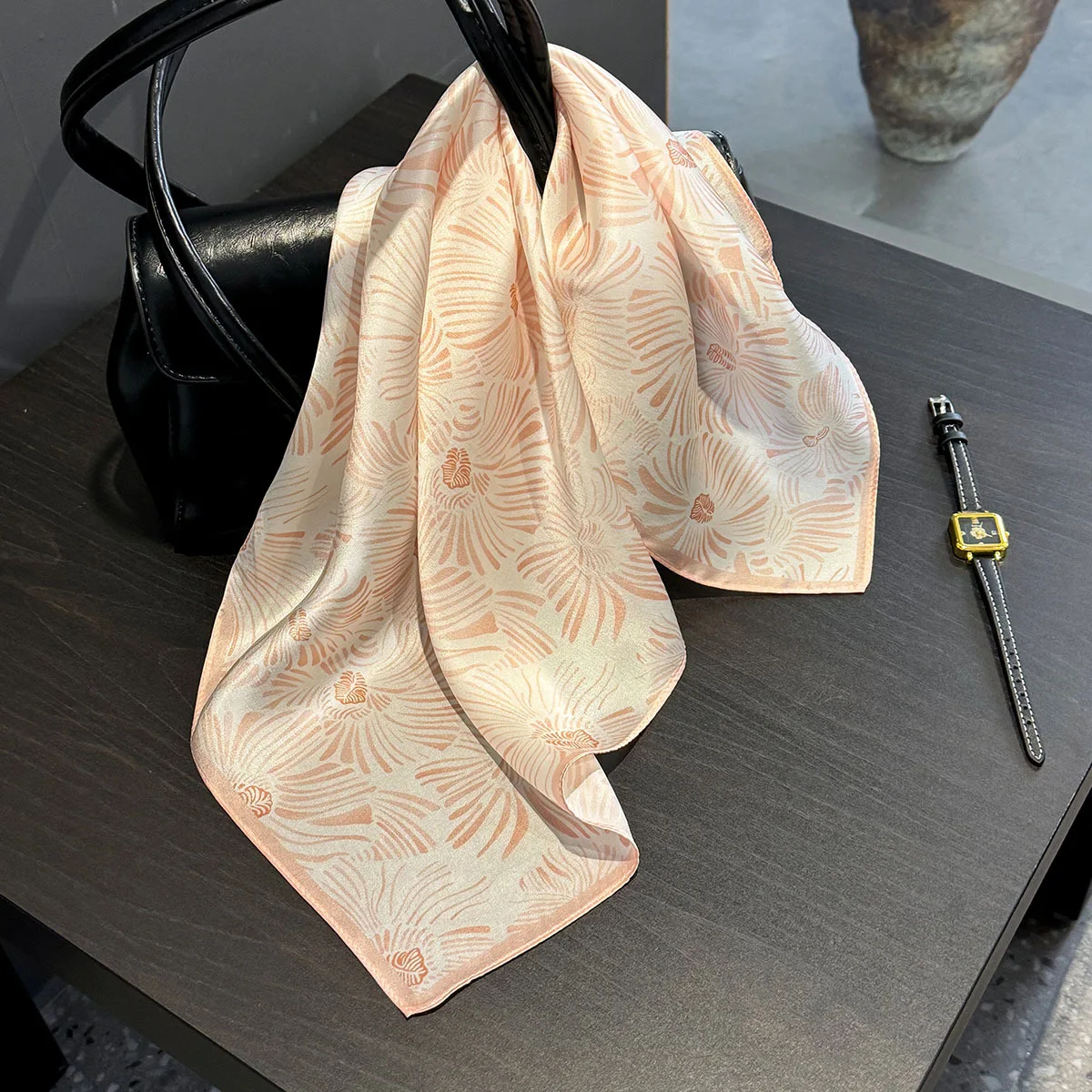 100% Pure Silk Scarf Women Hair Foulard Square Headband Scarves Bandana Fashion New Hijab Print Poncho Scarves Pashmina 53cm
100% Pure Silk Scarf Women Hair Foulard Square Headband Scarves Bandana Fashion New Hijab Print Poncho Scarves Pashmina 53cm