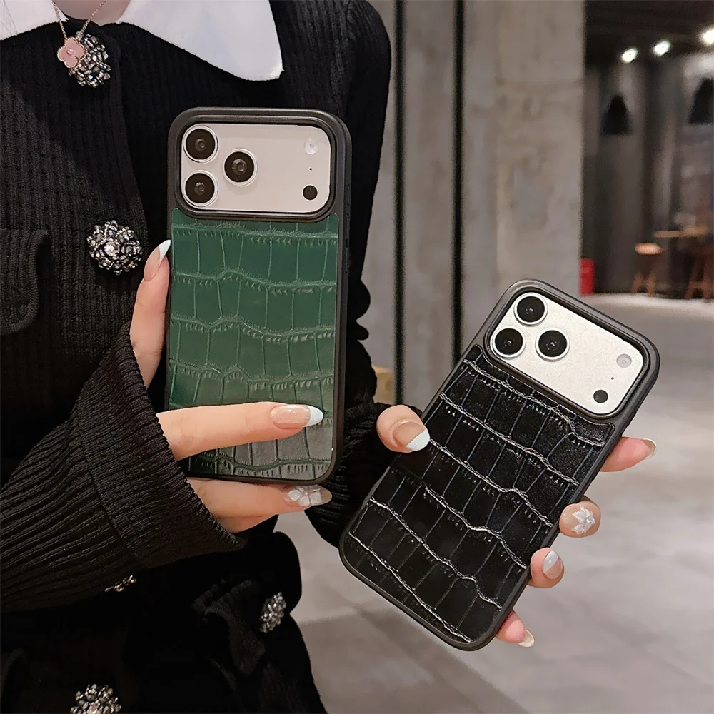 Vintage Luxury Minimal Crocodile Pattern PU Phone Case for 17 Pro Max Alligator Texture Protective Cover for iPhone 16 15 14 13
Vintage Luxury Minimal Crocodile Pattern PU Phone Case for 17 Pro Max Alligator Texture Protective Cover for iPhone 16 15 14 13