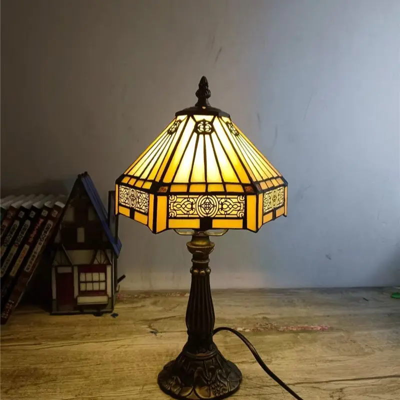 European Vintage Glass LED Table Lamp Warm Ambient Light Dining Room Bedroom Bedside Study Home Decor Novelty Romantic New
European Vintage Glass LED Table Lamp Warm Ambient Light Dining Room Bedroom Bedside Study Home Decor Novelty Romantic New