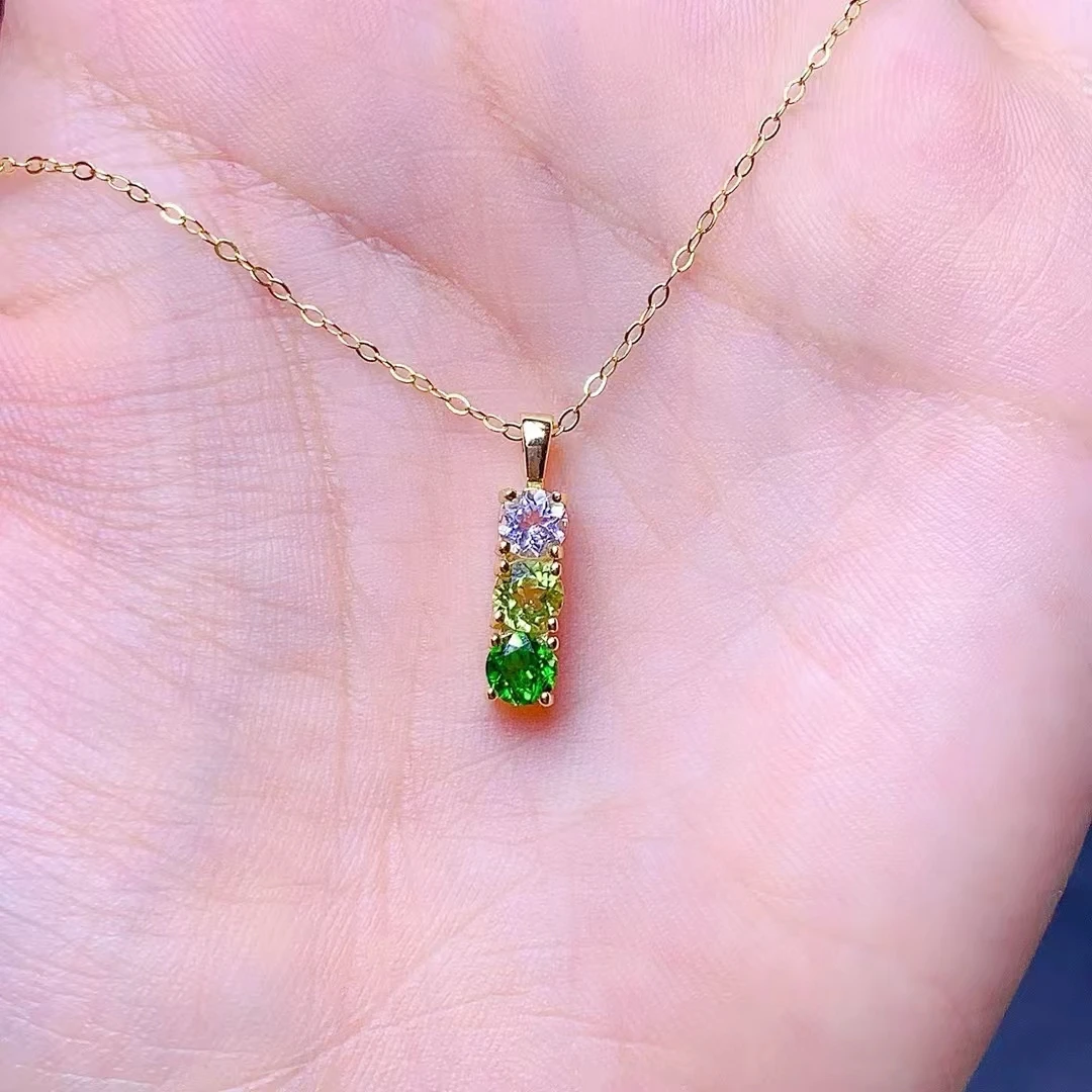 KJJEAXCMY Natural Colored Sapphire Pendant S925 Silver Inlaid Simple Women's High-End Jewelry The crystal is clean and beautiful
KJJEAXCMY Natural Colored Sapphire Pendant S925 Silver Inlaid Simple Women's High-End Jewelry The crystal is clean and beautiful