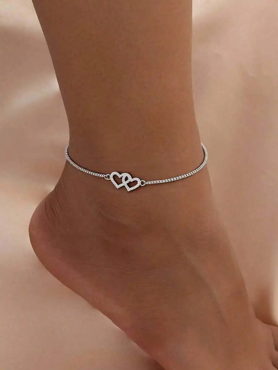 1pc Delicate Zirconia Double Heart Anklet, Suitable For Women To Wear On Vacation, Beach And Daily Occasions
1pc Delicate Zirconia Double Heart Anklet, Suitable For Women To Wear On Vacation, Beach And Daily Occasions