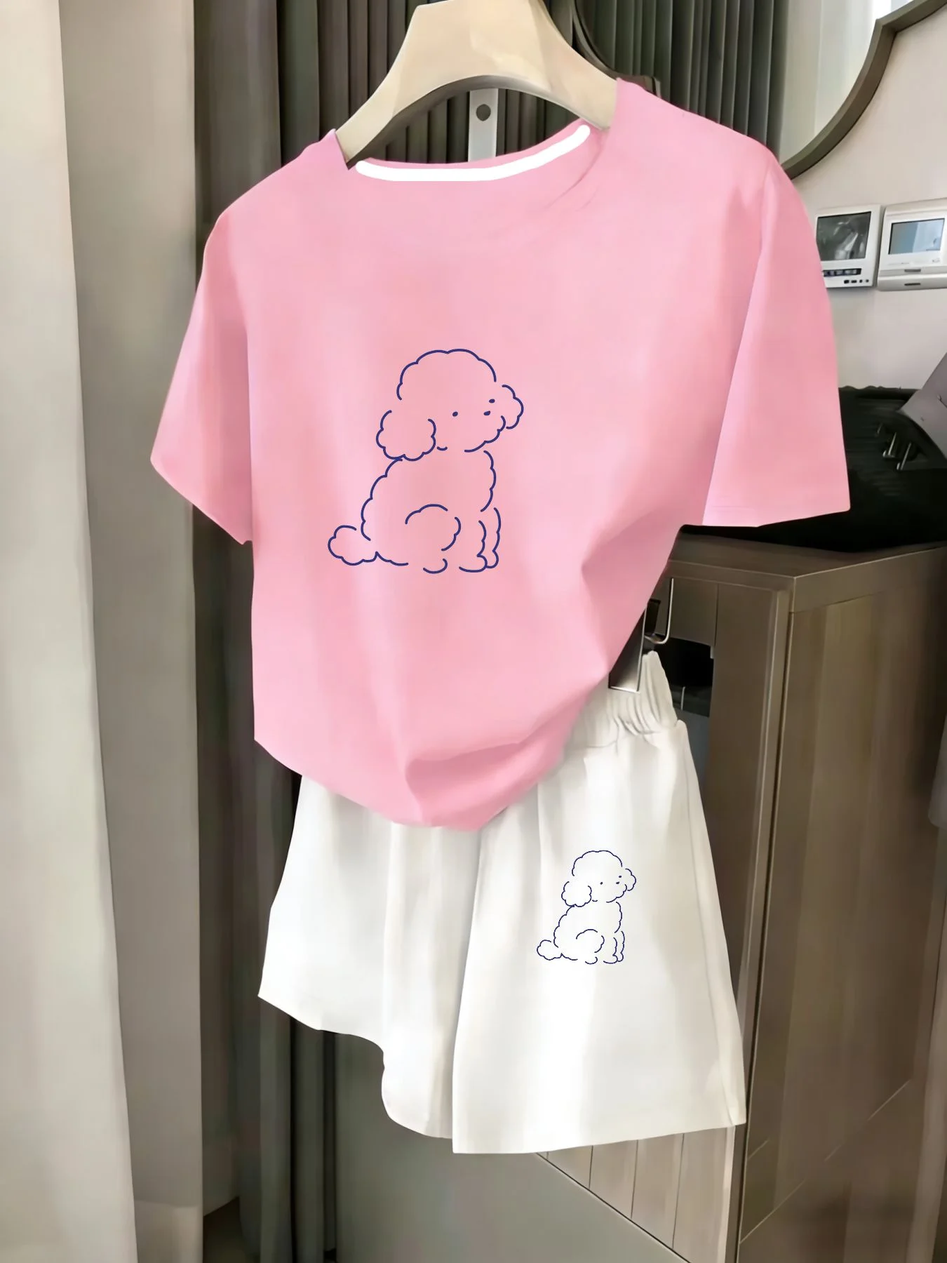 Ladies 2-Piece Set Summer Beach Vacation Casual round Neck Short Sleeve Random Print T-Shirt Elastic Waist Shorts Suit Comfortab
Ladies 2-Piece Set Summer Beach Vacation Casual round Neck Short Sleeve Random Print T-Shirt Elastic Waist Shorts Suit Comfortab