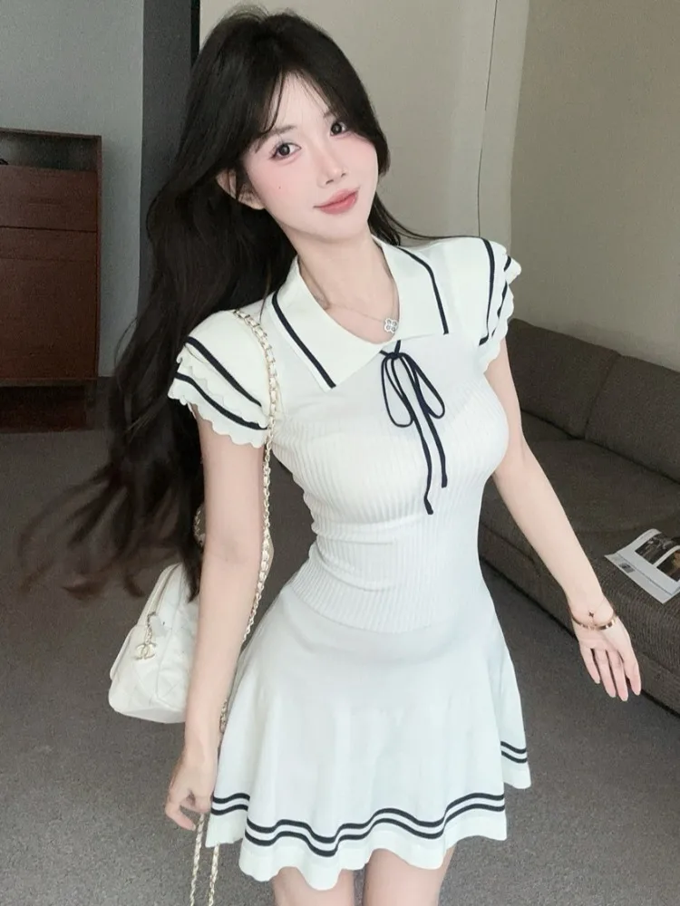 Sweet College Style Knitted Dress with Belt Slim Fit Short Skirt with Puff Sleeves And Navy Collar Summer Fashion for Women
Sweet College Style Knitted Dress with Belt Slim Fit Short Skirt with Puff Sleeves And Navy Collar Summer Fashion for Women
