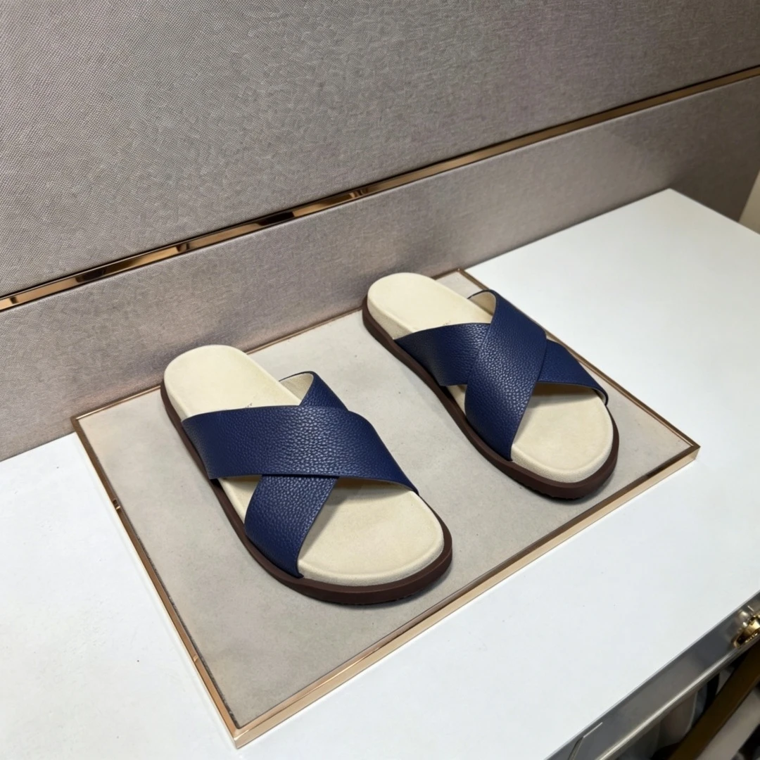 Handmade Leather Sandals Fashion Slippers Luxury Brand Men's Shoes Beach Slides Holiday Gifts Lychee Grain Leather Non-Slip Sole
Handmade Leather Sandals Fashion Slippers Luxury Brand Men's Shoes Beach Slides Holiday Gifts Lychee Grain Leather Non-Slip Sole