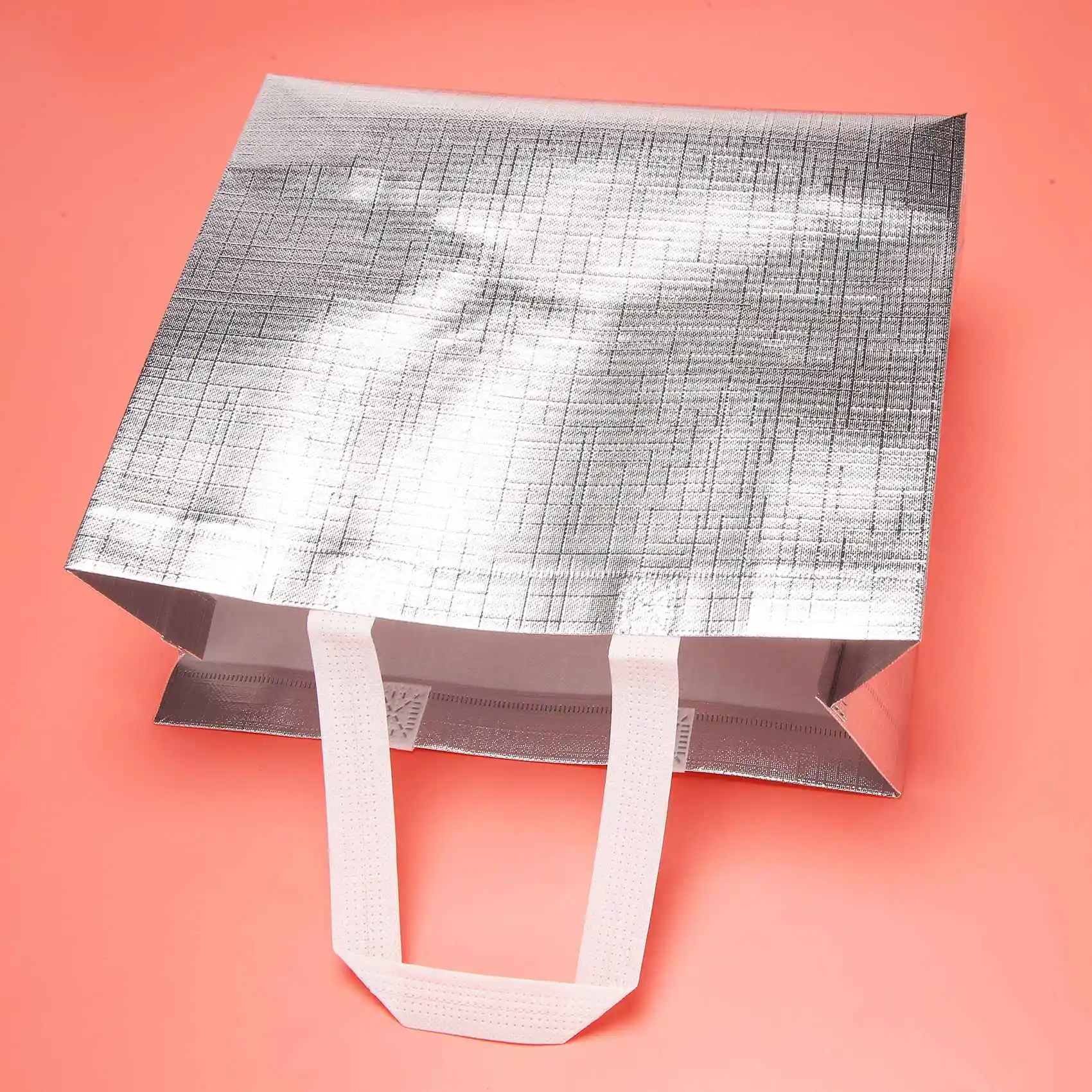 AS60-12 Pcs Glossy Reusable Grocery Bags Shopping Tote Bags With Handle,Bridesmaids Bags Non-Woven Gift Bags For Christmas
AS60-12 Pcs Glossy Reusable Grocery Bags Shopping Tote Bags With Handle,Bridesmaids Bags Non-Woven Gift Bags For Christmas