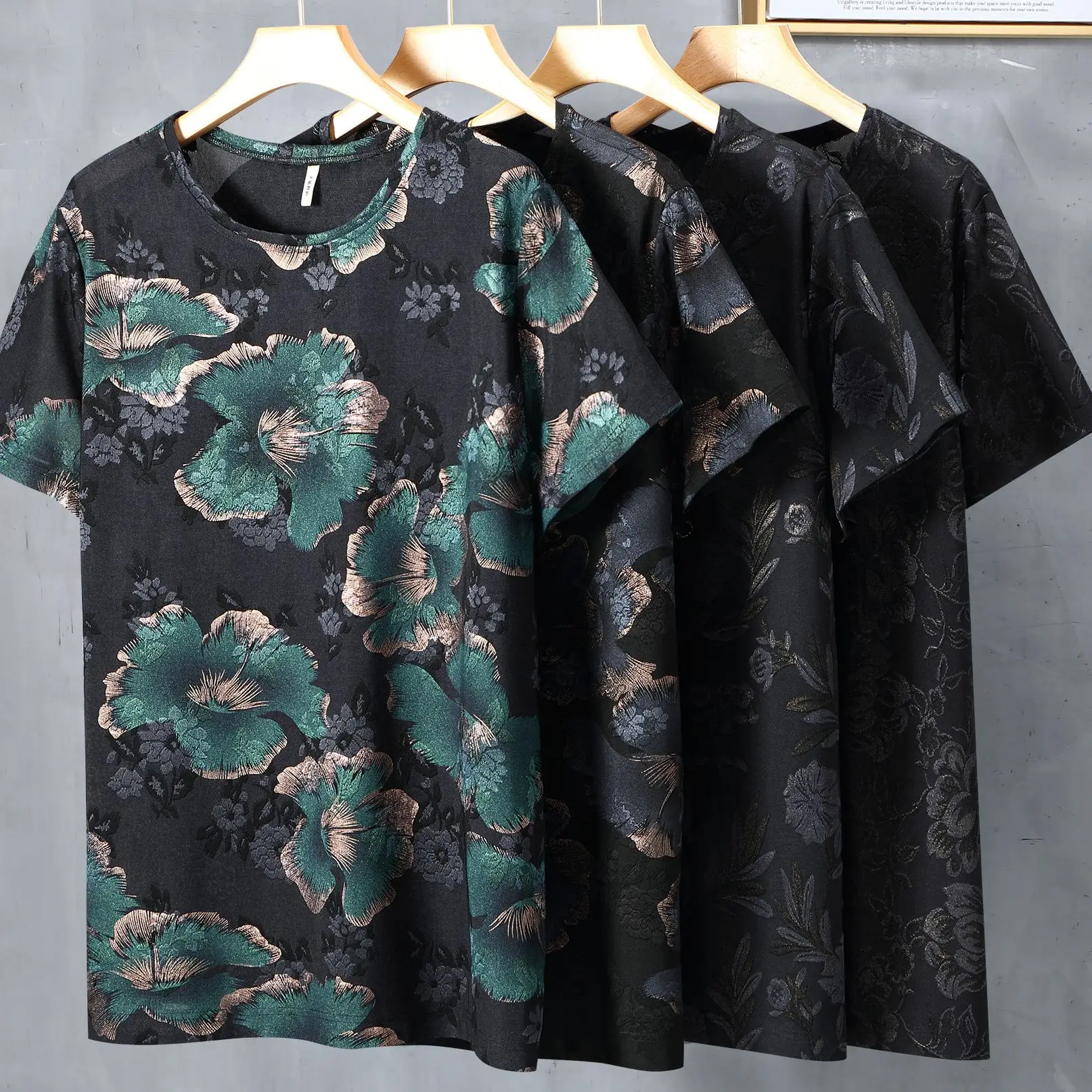 2023 summer new men's soft elastic breathable three-dimensional flower short sleeve fashion comfortable handsome t-shirt
2023 summer new men's soft elastic breathable three-dimensional flower short sleeve fashion comfortable handsome t-shirt