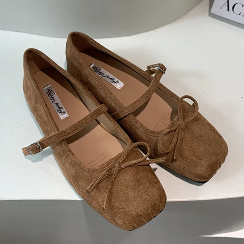2024 Autumn Women Flat Shoes Round Toe Shallow Slip On Mary Jane Shoes Soft Flat Heel Ladies Casual Dress Ballerinas Shoes New
2024 Autumn Women Flat Shoes Round Toe Shallow Slip On Mary Jane Shoes Soft Flat Heel Ladies Casual Dress Ballerinas Shoes New