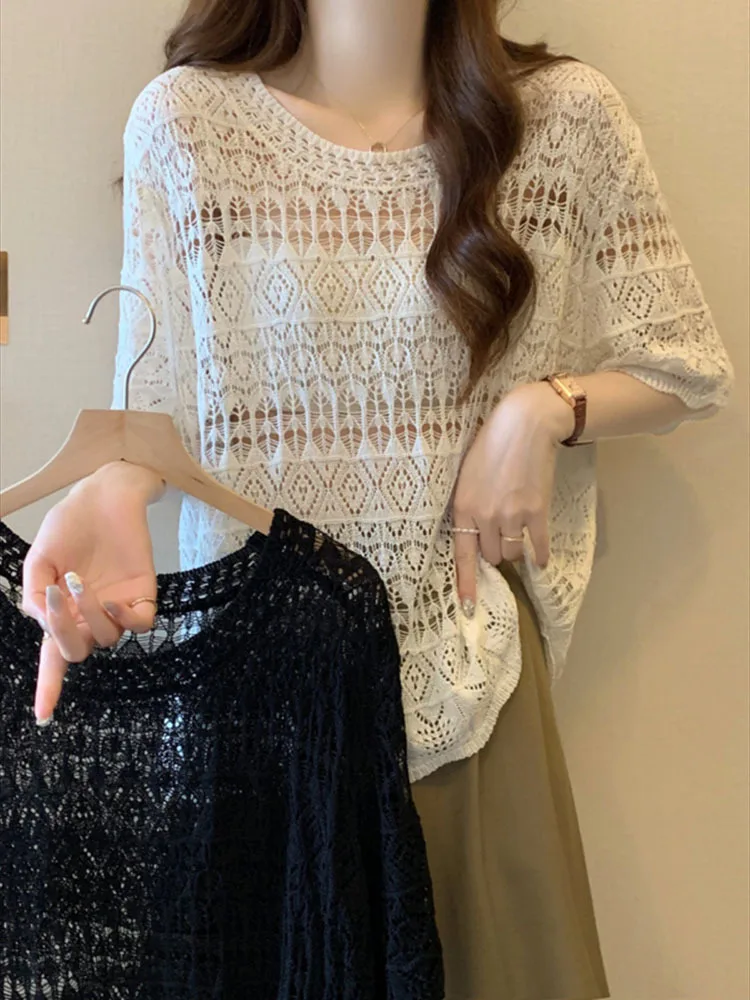 Design sense hollow out knitted top women's summer ice silk T-shirt slim covers flesh casual sunscreen cover jacket
Design sense hollow out knitted top women's summer ice silk T-shirt slim covers flesh casual sunscreen cover jacket