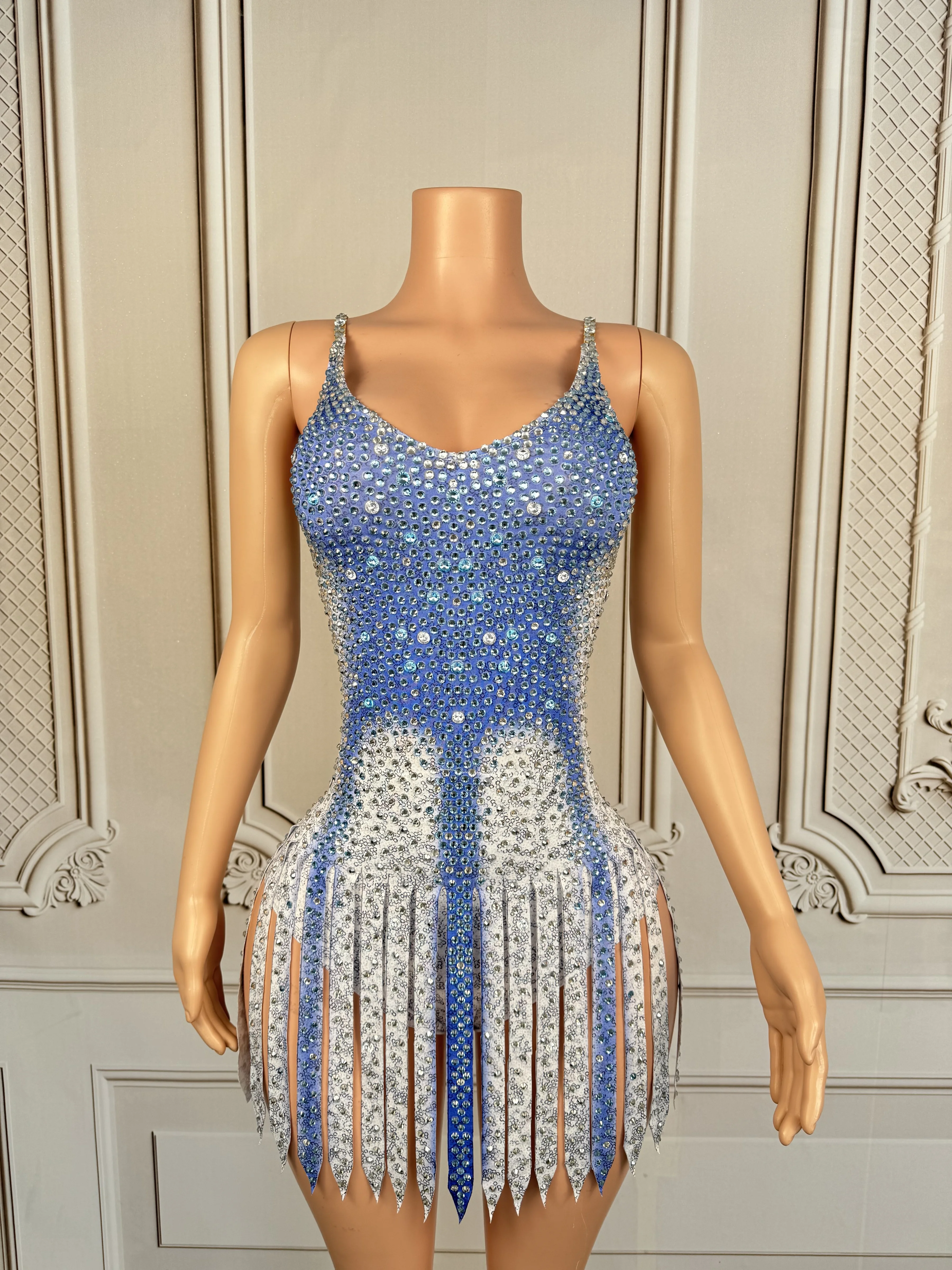 Sparkly Rhinestones Sexy Suspenders Bodysuit Women Nightclub Performance Dance Costume Singer Dancer Leotard Show Stage Wear
Sparkly Rhinestones Sexy Suspenders Bodysuit Women Nightclub Performance Dance Costume Singer Dancer Leotard Show Stage Wear