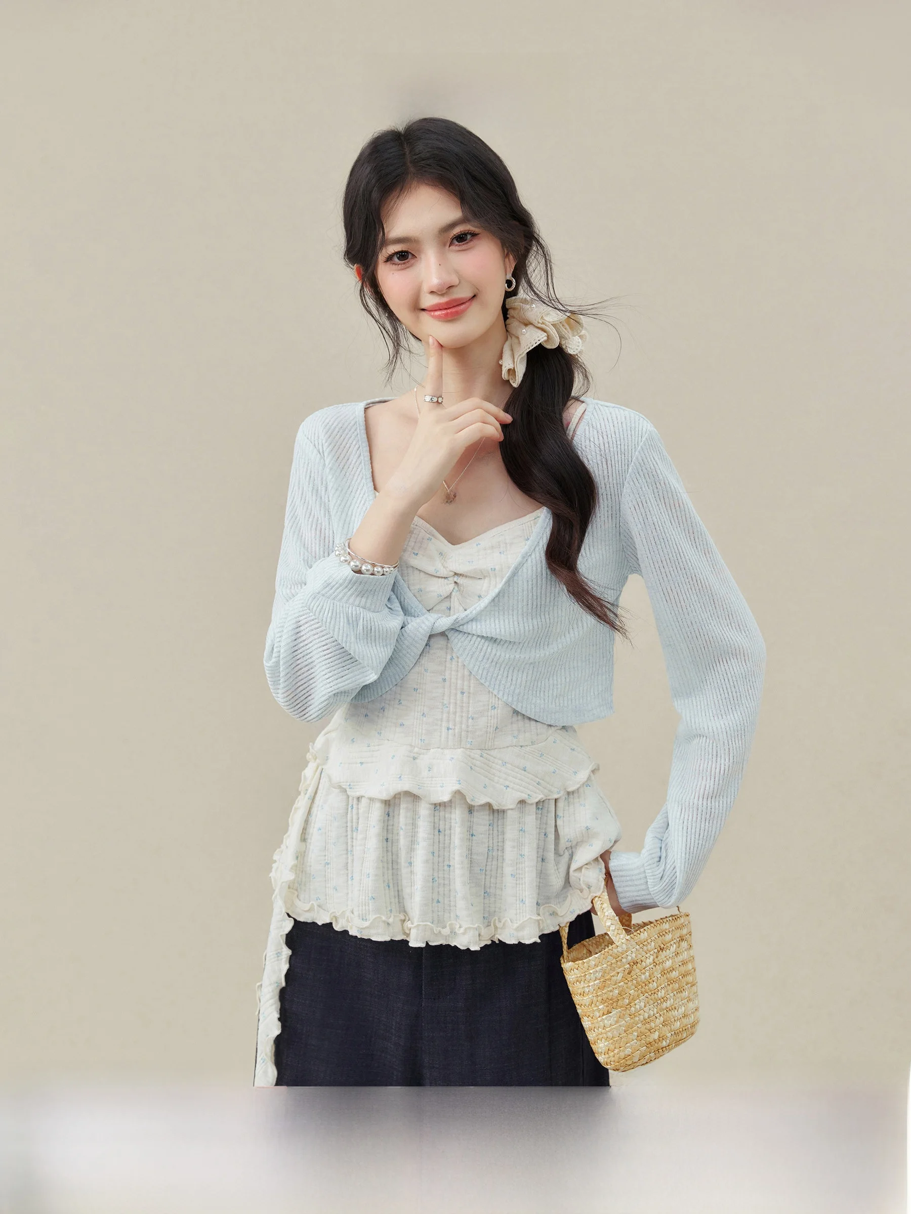 Qing Blue Slim Fit Long Sleeve T-Shirt Set Beautiful Summer Outfit for Plump Women Commute Style Korean Brand Qiu Yang Xi
Qing Blue Slim Fit Long Sleeve T-Shirt Set Beautiful Summer Outfit for Plump Women Commute Style Korean Brand Qiu Yang Xi