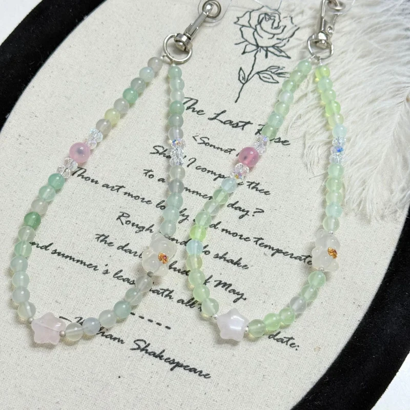Natural grape stone pink candy heart lychee jelly bear and star handmade beaded crystal phone charm, fashionable and versatile
Natural grape stone pink candy heart lychee jelly bear and star handmade beaded crystal phone charm, fashionable and versatile