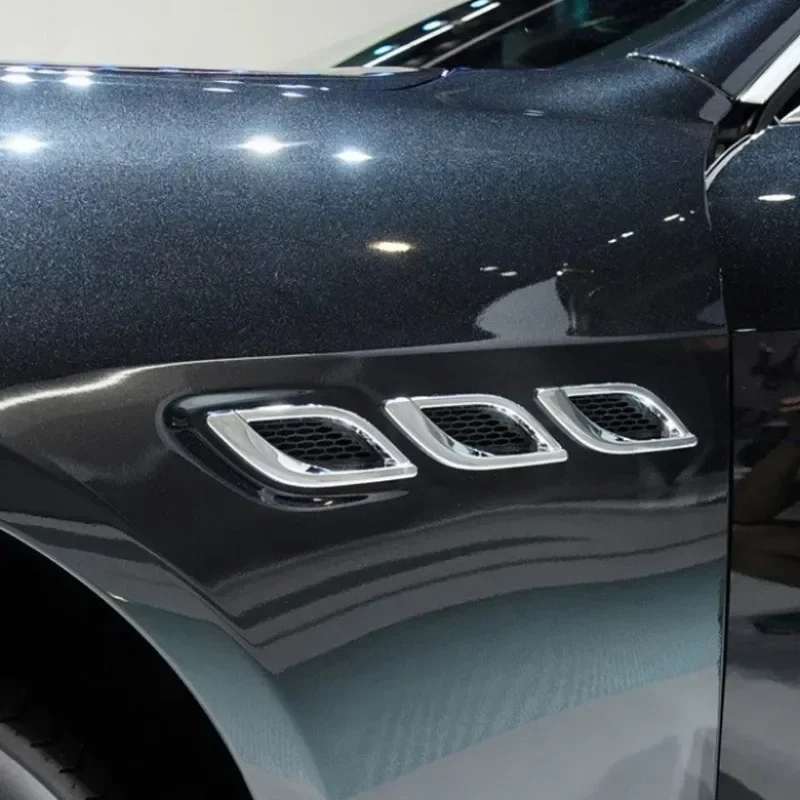 Внешняя левая и правая боковая решетка крыла воздухозаборника для Maserati Ghibli Levante Quattropor 2014-2022 1 шт. 
Внешняя левая и правая боковая решетка крыла воздухозаборника для Maserati Ghibli Levante Quattropor 2014-2022 1 шт.