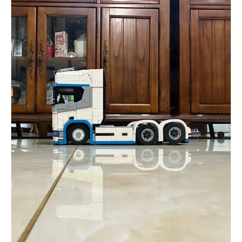 MOC-224545 Новый грузовик 770S 6x2, грузовой транспорт, 2866, детали MOC, креативный детский строительный блок на день рождения для мальчиков, игрушка в подарок 
MOC-224545 Новый грузовик 770S 6x2, грузовой транспорт, 2866, детали MOC, креативный детский строительный блок на день рождения для мальчиков, игрушка в подарок