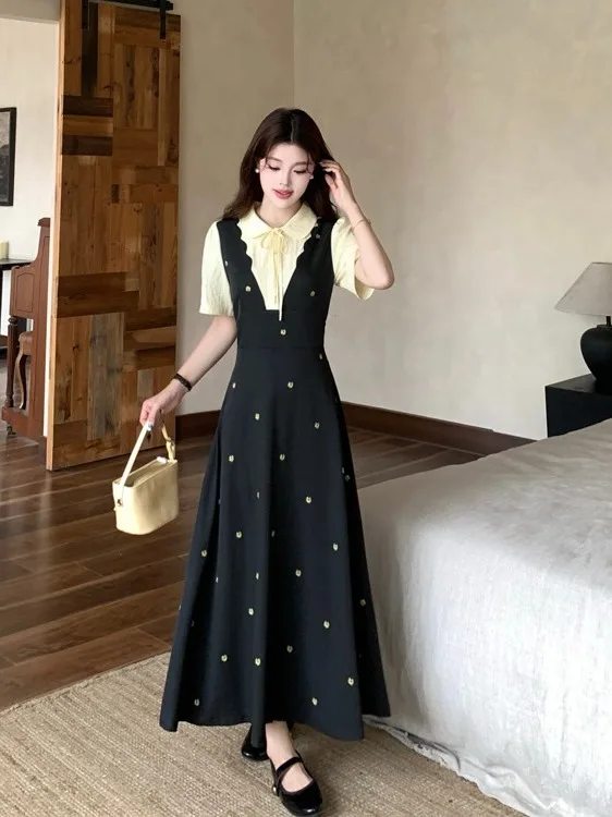 plus Size Women's Retro Patchwork Embroidered Short Sleeve Dress Summer New Waist Cinching Long Skirt Korean Style Commute
plus Size Women's Retro Patchwork Embroidered Short Sleeve Dress Summer New Waist Cinching Long Skirt Korean Style Commute