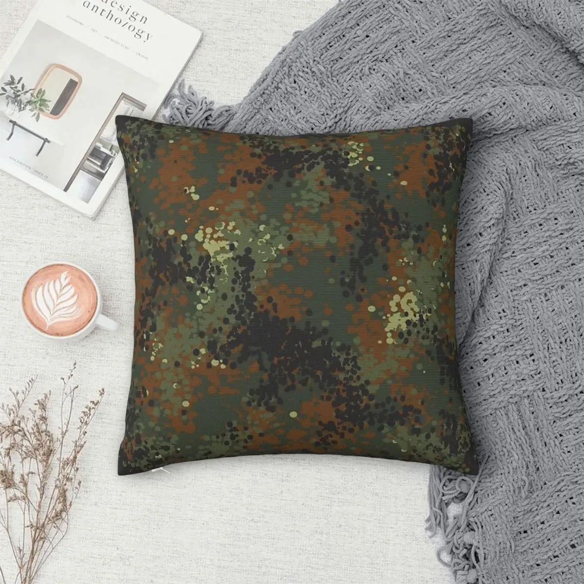 Flecktarn Camouflage Pillowcase Polyester Pillows Cover Cushion Comfort Throw Pillow Sofa Decorative Cushions Used for Bedroom
Flecktarn Camouflage Pillowcase Polyester Pillows Cover Cushion Comfort Throw Pillow Sofa Decorative Cushions Used for Bedroom