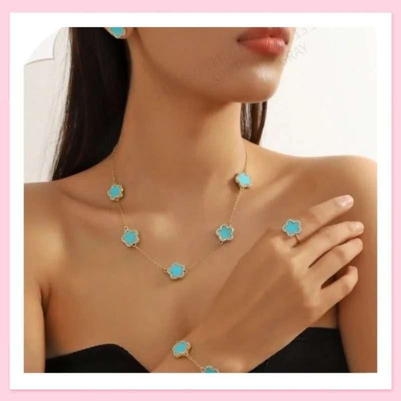 New Four-leaf Clover Plum Blossom Necklace, Bracelet, Stud Earrings, Simple Trendy Jewelry Set
New Four-leaf Clover Plum Blossom Necklace, Bracelet, Stud Earrings, Simple Trendy Jewelry Set