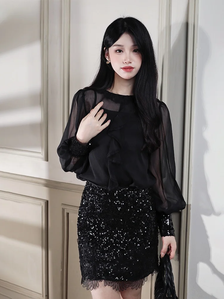 Black Lace Bead Women's Shirt Fashionable Elegant Design Summer Top French Style Loose Fit Long Sleeve round Neck Pure Color
Black Lace Bead Women's Shirt Fashionable Elegant Design Summer Top French Style Loose Fit Long Sleeve round Neck Pure Color
