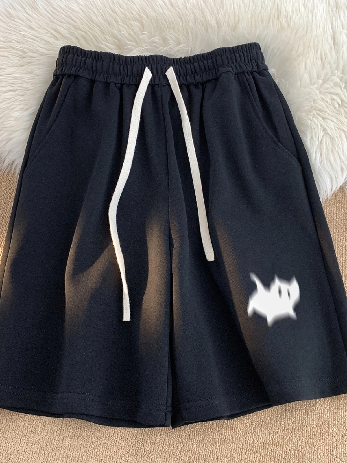 2025 новые модные шорты, мужские летние спортивные повседневные шорты для бега, американские баскетбольные брюки с 5 точками, большой размер
2025 новые модные шорты, мужские летние спортивные повседневные шорты для бега, американские баскетбольные брюки с 5 точками, большой размер