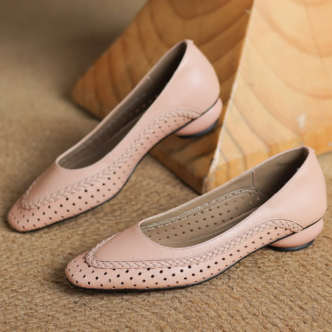 Plus size 34-41 women's hollow-out sheepskin round toe slip-on pumps 3cm thick low heel elegant ladies summer breathable shoes
Plus size 34-41 women's hollow-out sheepskin round toe slip-on pumps 3cm thick low heel elegant ladies summer breathable shoes
