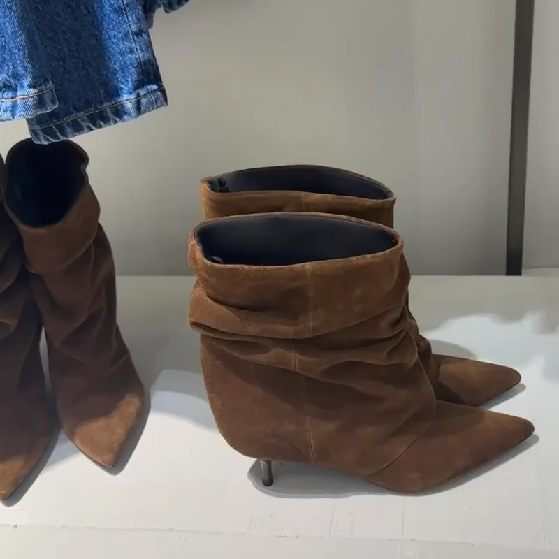 Luxury Mid-calf Boots Women's Vintage Suede Pointed Toe Ankle Boots Pleated Stiletto Heel Low-heel Boots Brand Retro Loose Boots
Luxury Mid-calf Boots Women's Vintage Suede Pointed Toe Ankle Boots Pleated Stiletto Heel Low-heel Boots Brand Retro Loose Boots