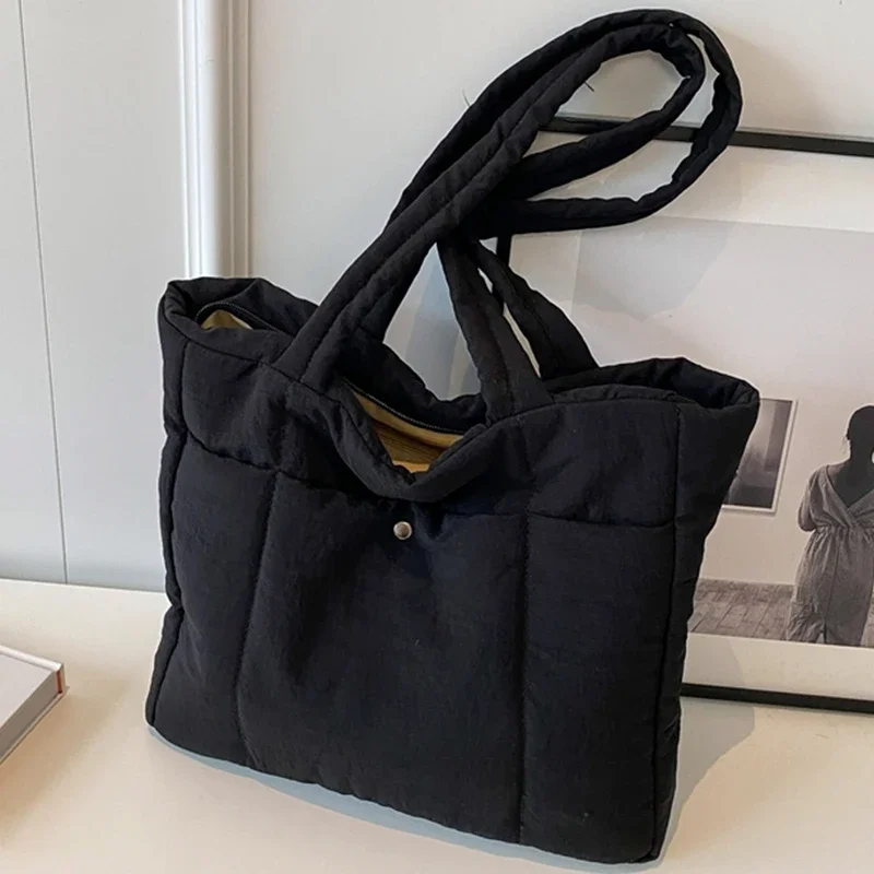 Shoulder Bag For Women Solid Color Soft Cloth Large Capacity Female Handbags Tote Bags
Shoulder Bag For Women Solid Color Soft Cloth Large Capacity Female Handbags Tote Bags