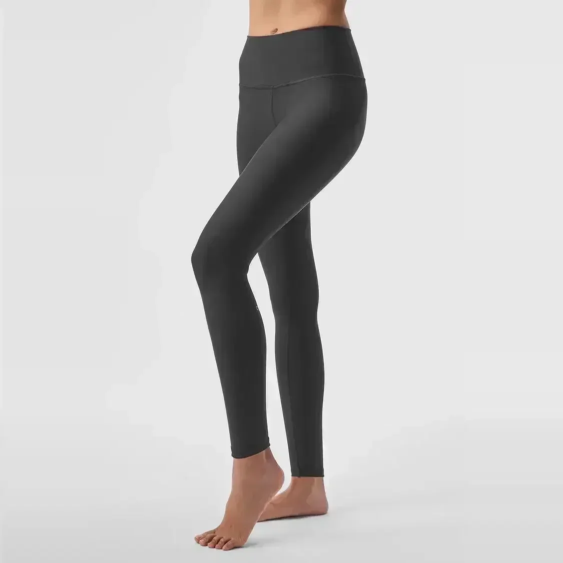 Sweatpants Yoga 7/8 High-Waist Air lift Legging Solid Color Pilates Street Style Comfortable Pants for Women's Exercise Leggings
Sweatpants Yoga 7/8 High-Waist Air lift Legging Solid Color Pilates Street Style Comfortable Pants for Women's Exercise Leggings
